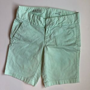 Women’s Gap shorts